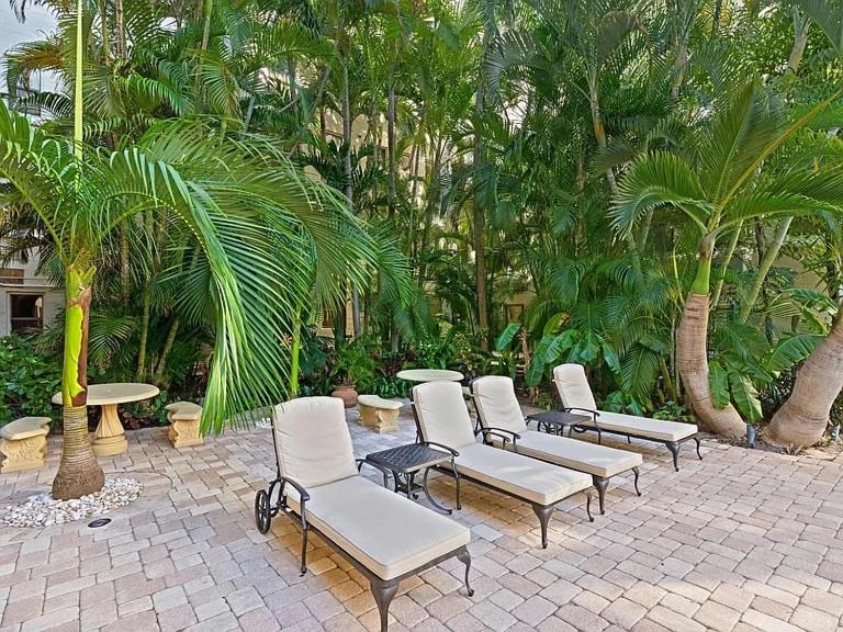 King Bed Mermaid Suite - Heart Of Palm Beach, Free Parking Included Экстерьер фото