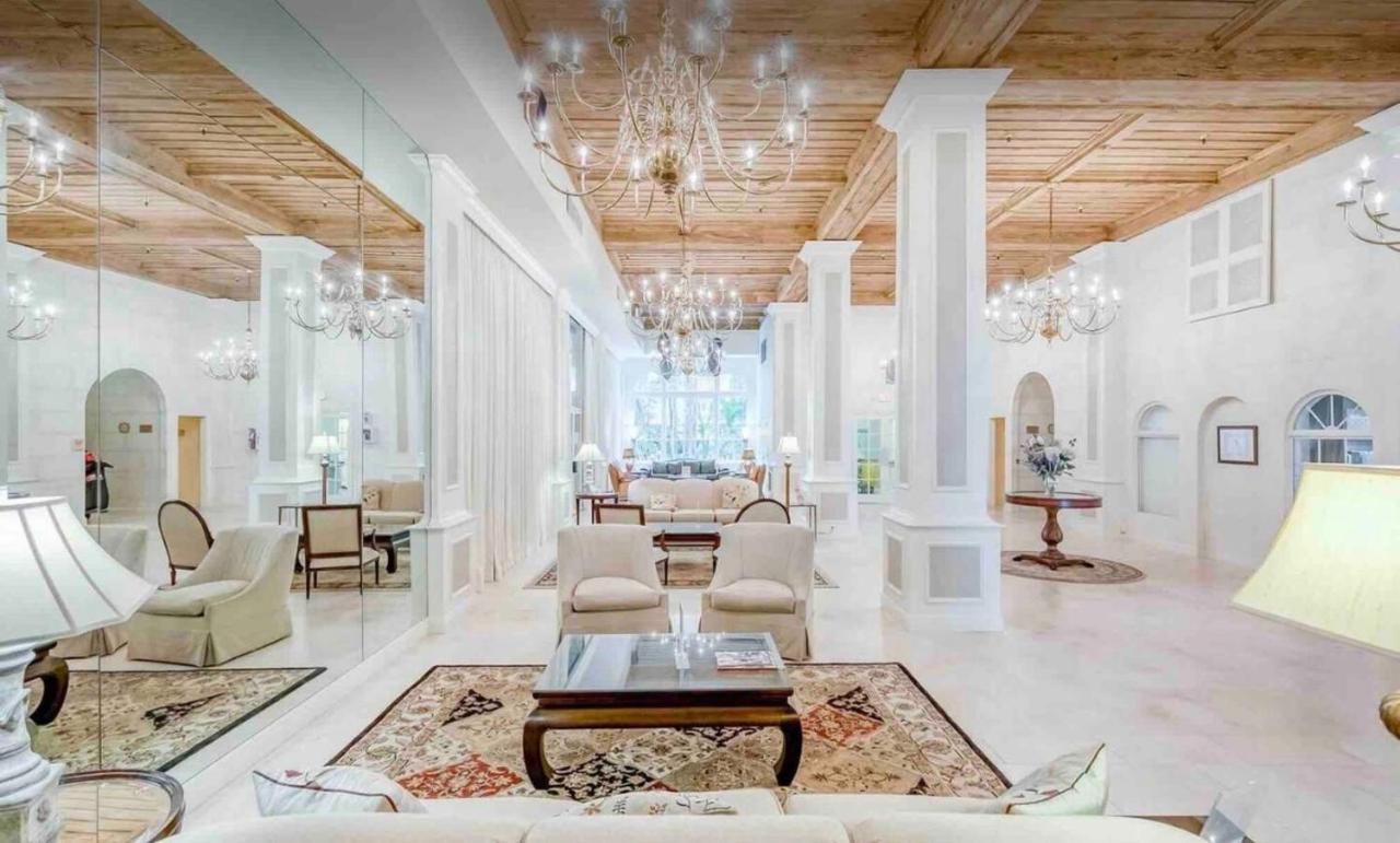 King Bed Mermaid Suite - Heart Of Palm Beach, Free Parking Included Экстерьер фото